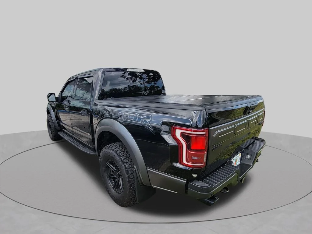 Used 2018  Ford Raptor image 3