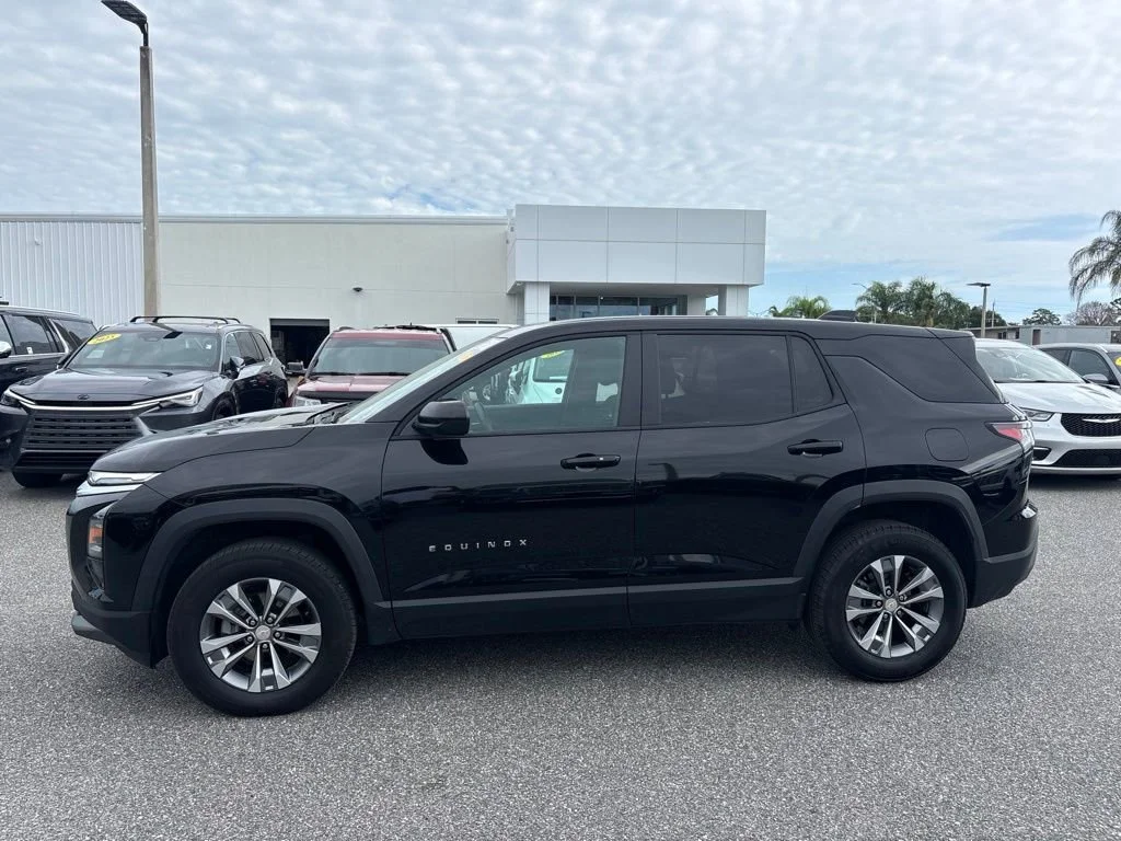Used 2025 Mosaic Black Metallic Chevrolet LT image 2