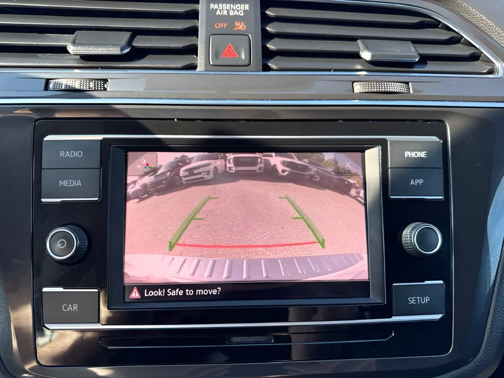 Used 2019 Silver Volkswagen 2.0T S image 17