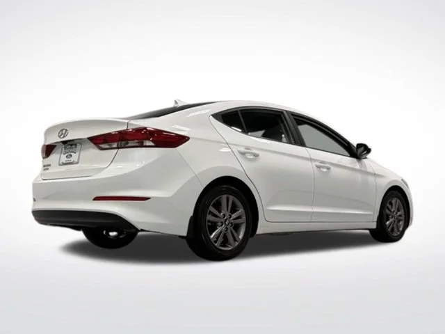 Used 2018 White Hyundai SEL image 10