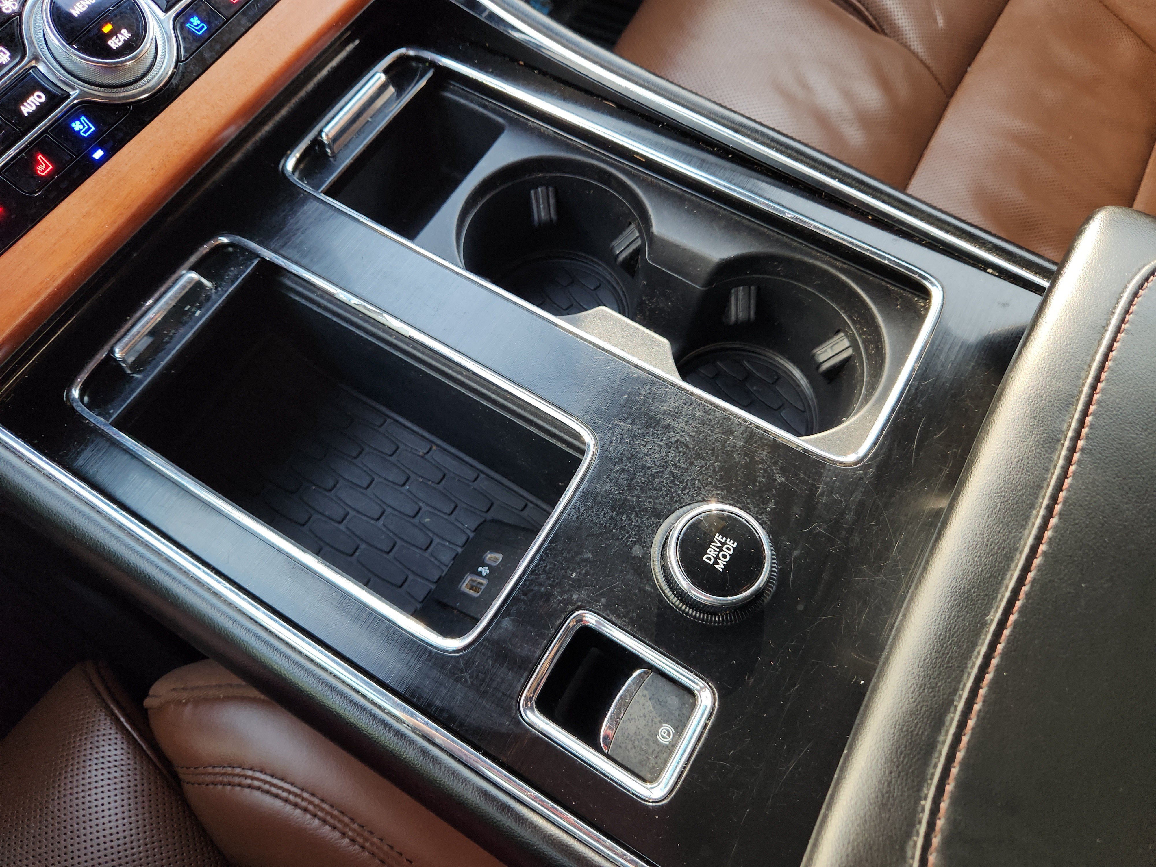 Used 2020 Iced Mocha Metallic Premium Colorant Lincoln Reserve image 21