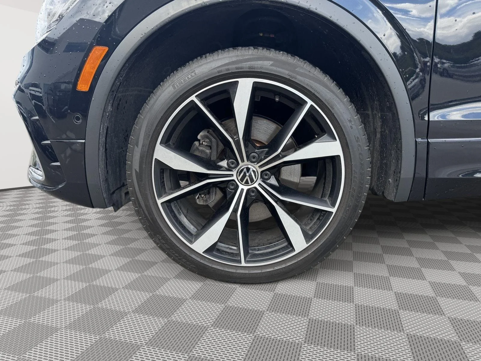 Certified Used 2024 BLACK Volkswagen SEL R-Line image 20