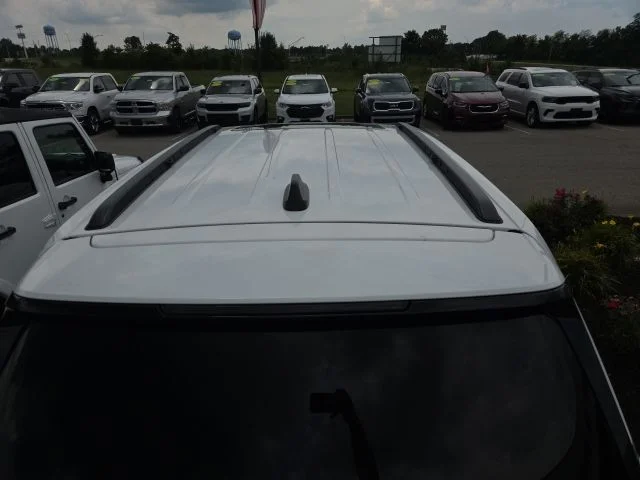 Used 2024 White Jeep Altitude X image 10