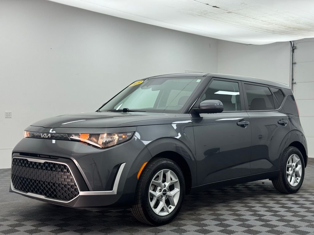 Used 2023 Gravity Gray Kia LX image 2