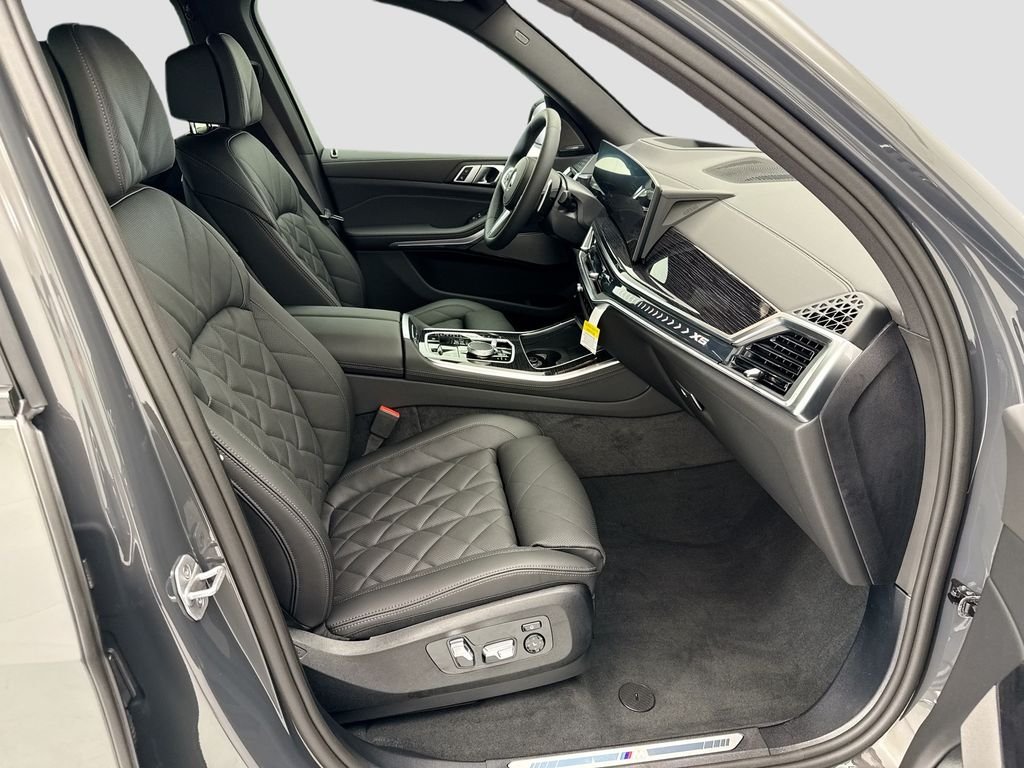 New 2026 Gray Metallic BMW xDrive50e image 19