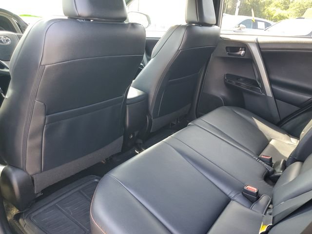 Used 2017 Silver Toyota SE image 25