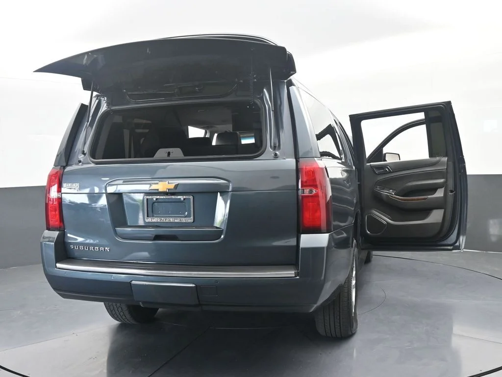 Used 2020 Shadow Gray Metallic Chevrolet LT image 86