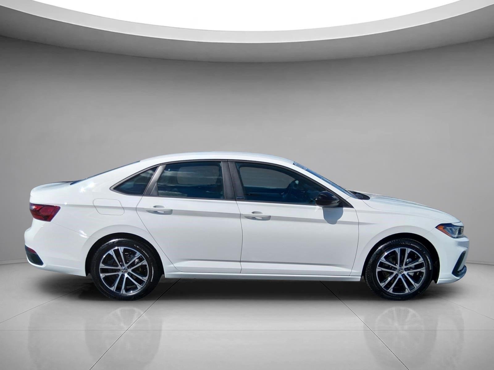 Used 2025 Pure White Volkswagen Sport image 6