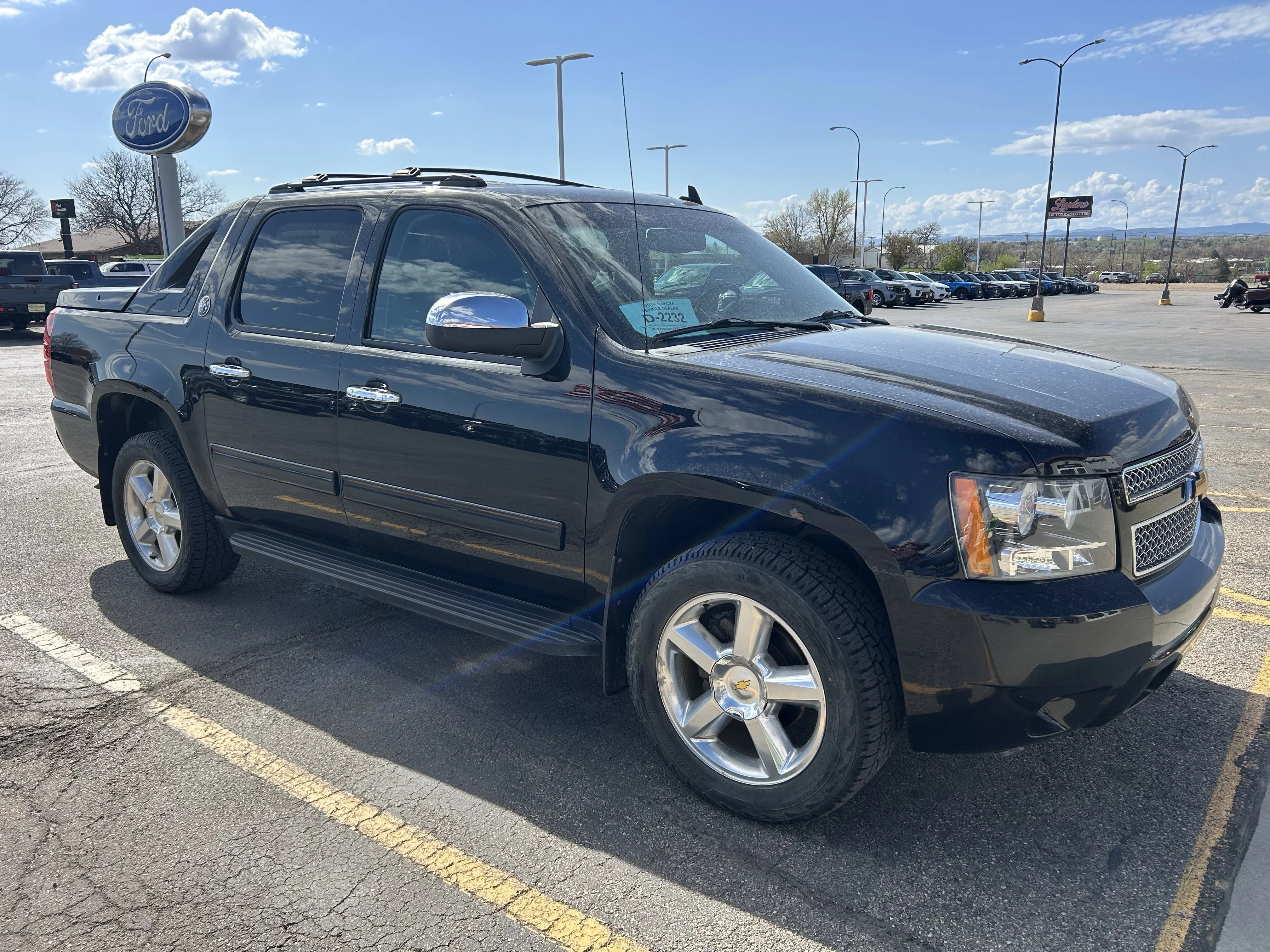 Used 2013 Black Chevrolet LT image 3