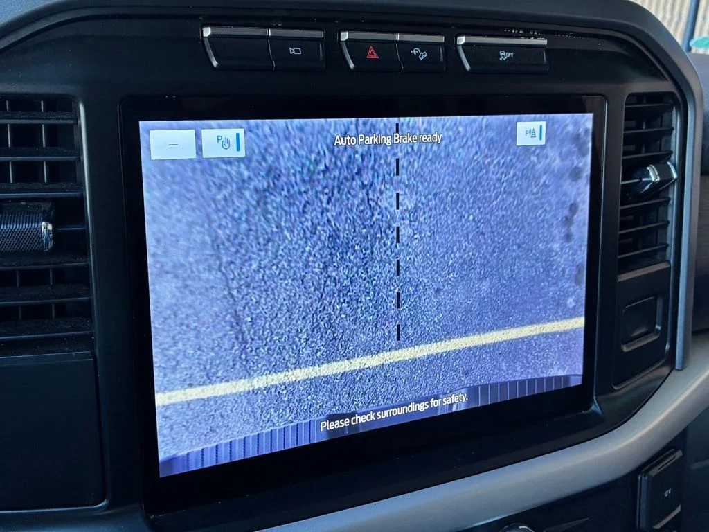 Used 2021 Black Ford XLT image 27