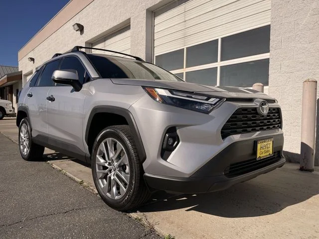 Used 2024 Silver Toyota XLE Premium image 10