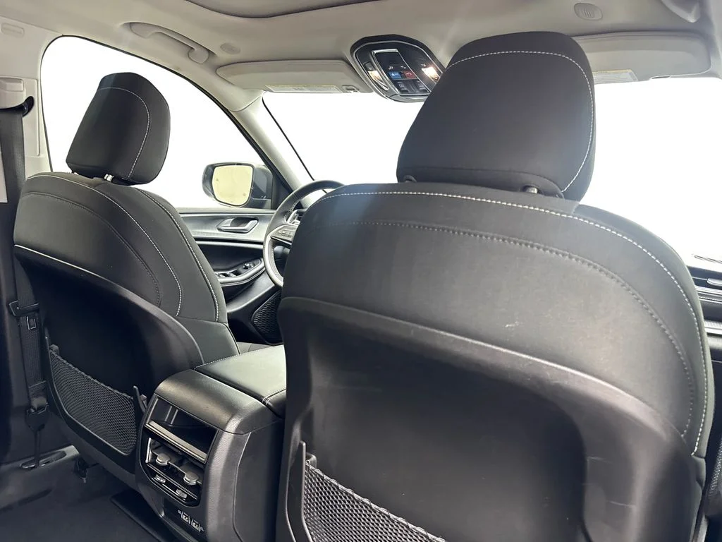 Used 2024 Black Jeep Laredo image 43