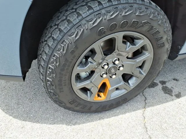 Used 2025 Gray Ford Tremor image 13