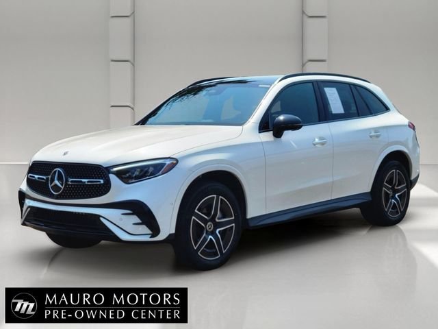 Certified Used 2023  Mercedes-Benz GLC 300 image 8