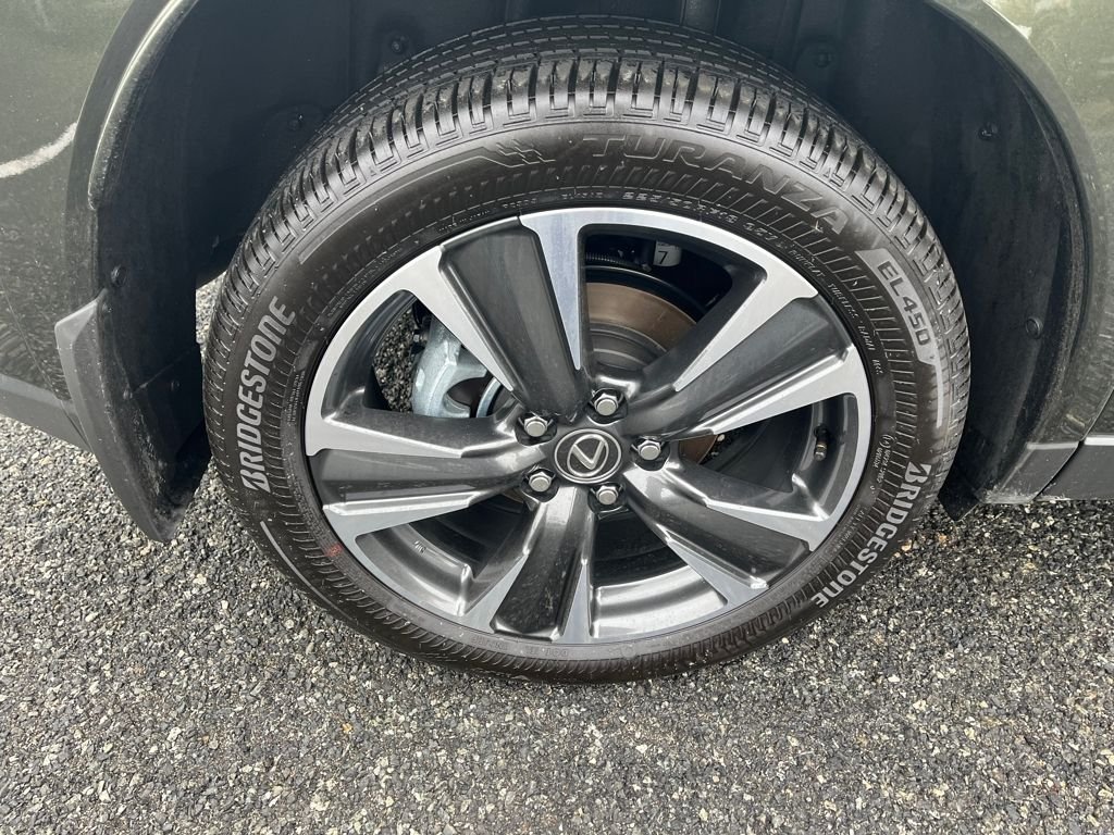 2025 Lexus UX 300h Premium - Photo 6