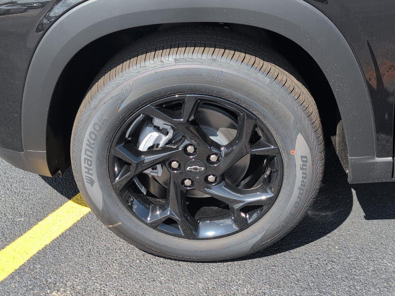 2026 Chevrolet Trax LT - Photo 10