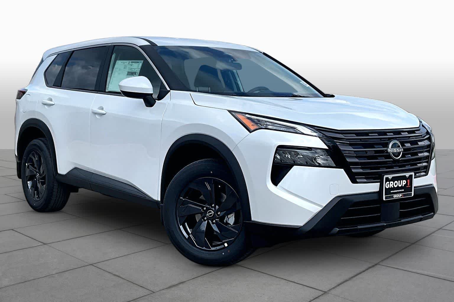 New 2026 Everest White Pearl TriCoat Nissan SV image 2