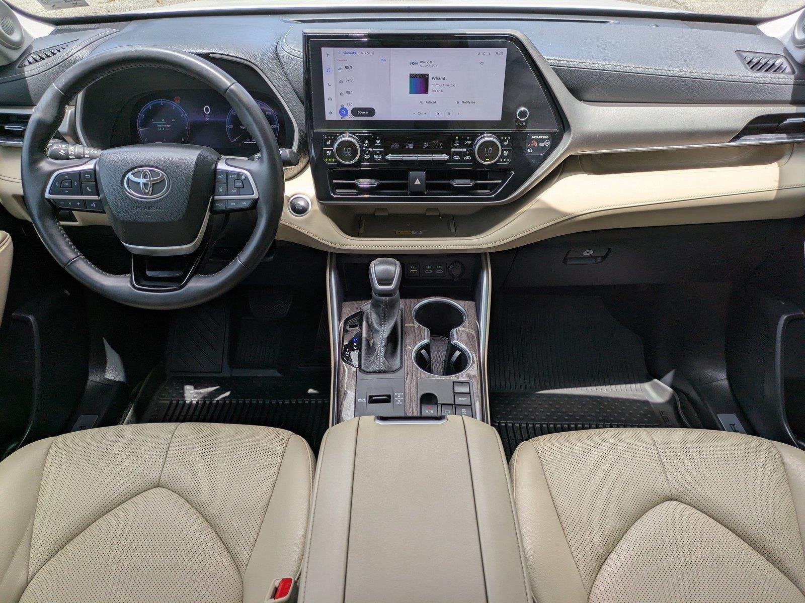 Used 2024 Wind Chill Pearl Toyota Limited image 15