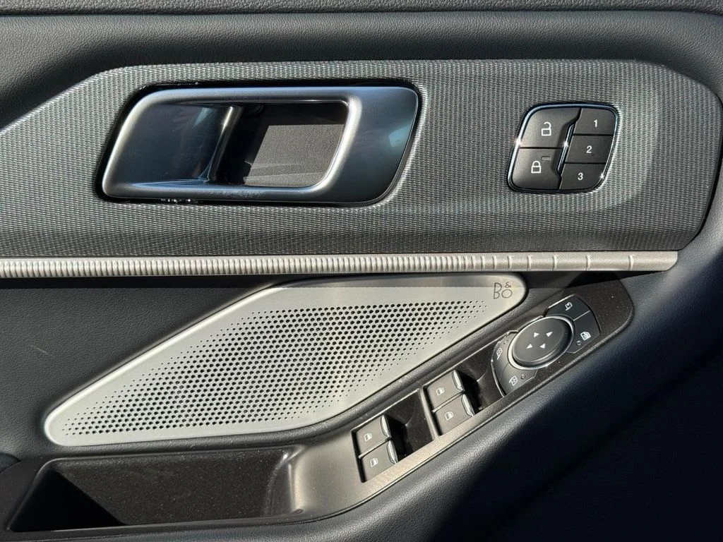 New 2026 Agate Black Metallic Ford ST image 20