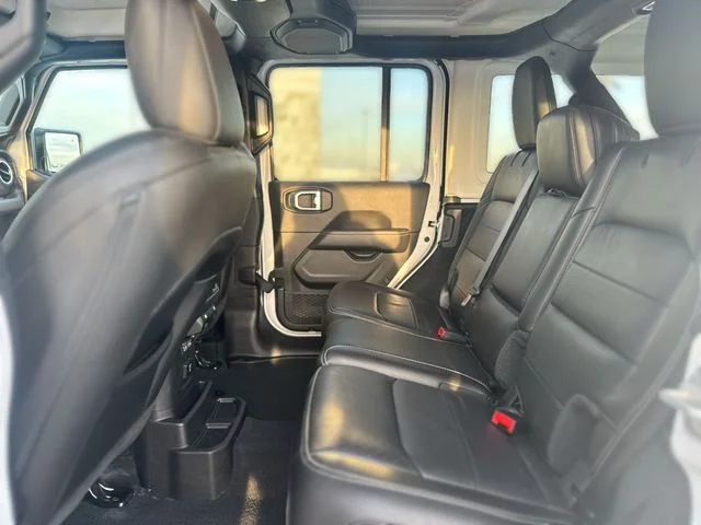 Used 2022 White Jeep Unlimited Sahara image 23