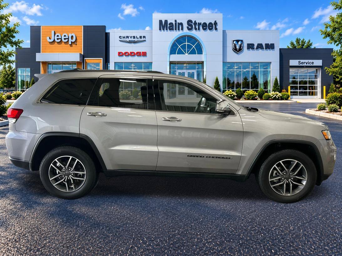 Used 2020 Silver Jeep Limited image 6
