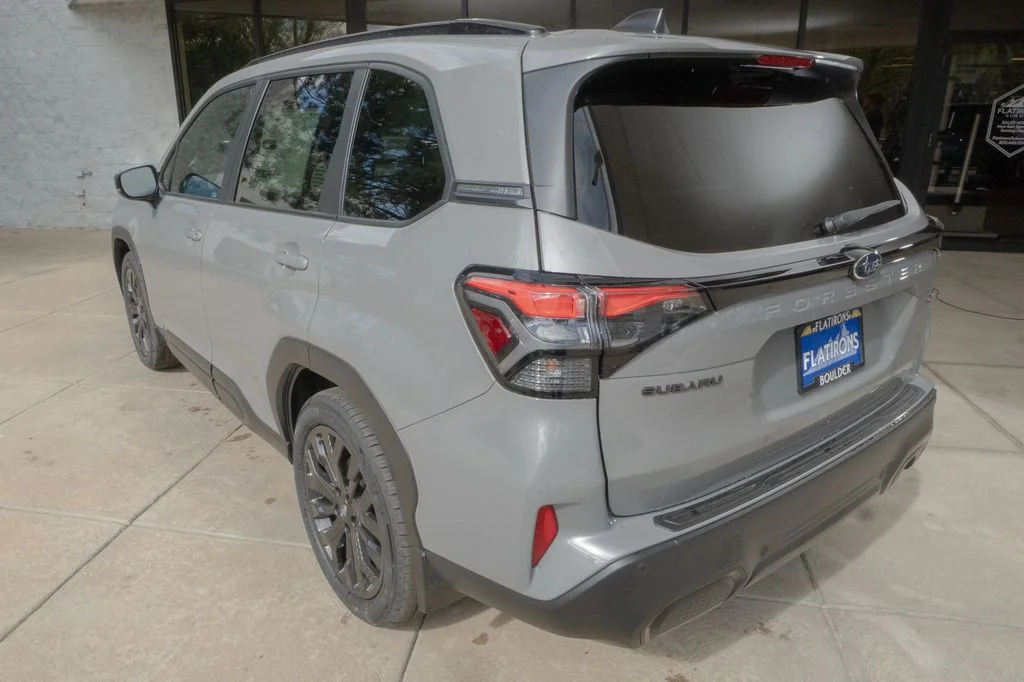 New 2026 RIVER ROCK PEARL Subaru Sport Onyx Edition image 5