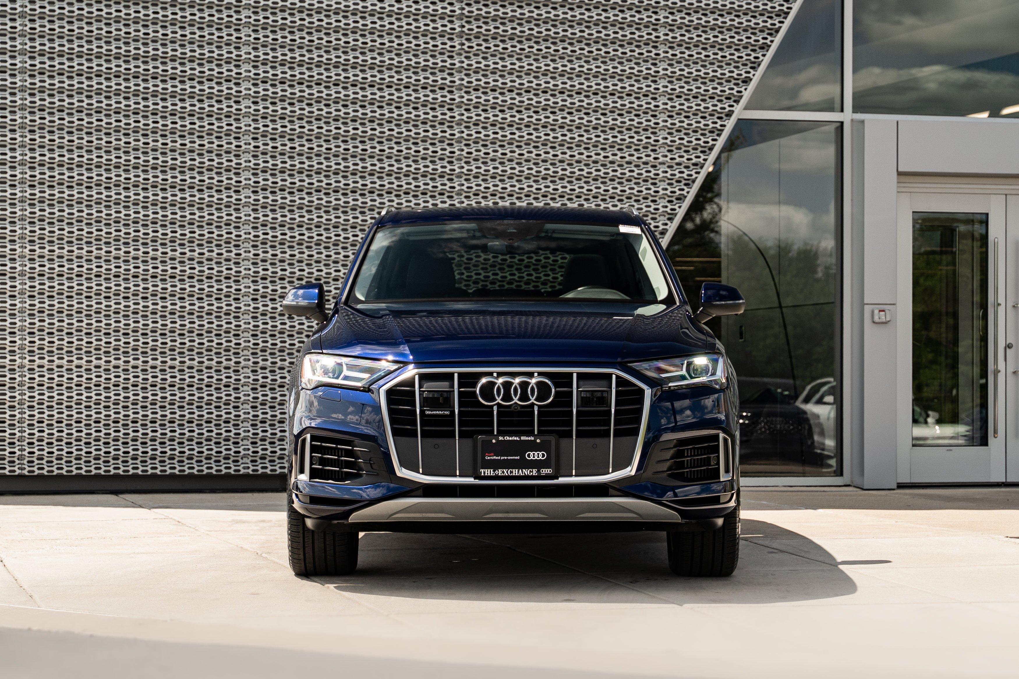 Certified Used 2022 Navarra Blue Metallic Audi Premium Plus image 33