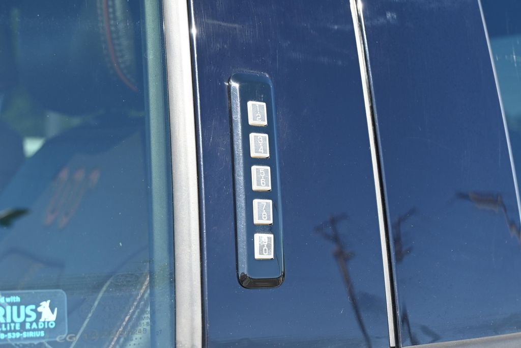 Used 2017 White Ford King Ranch image 13