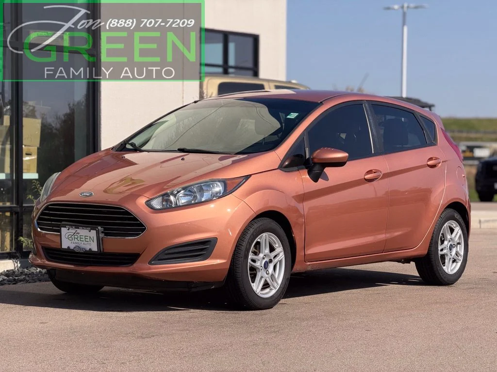Used 2017 Silver Ford SE image 1