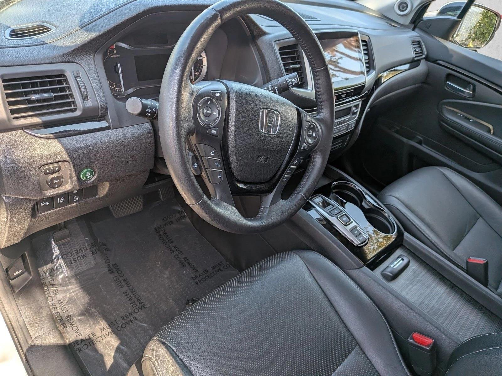 Used 2017 White Honda Elite image 10