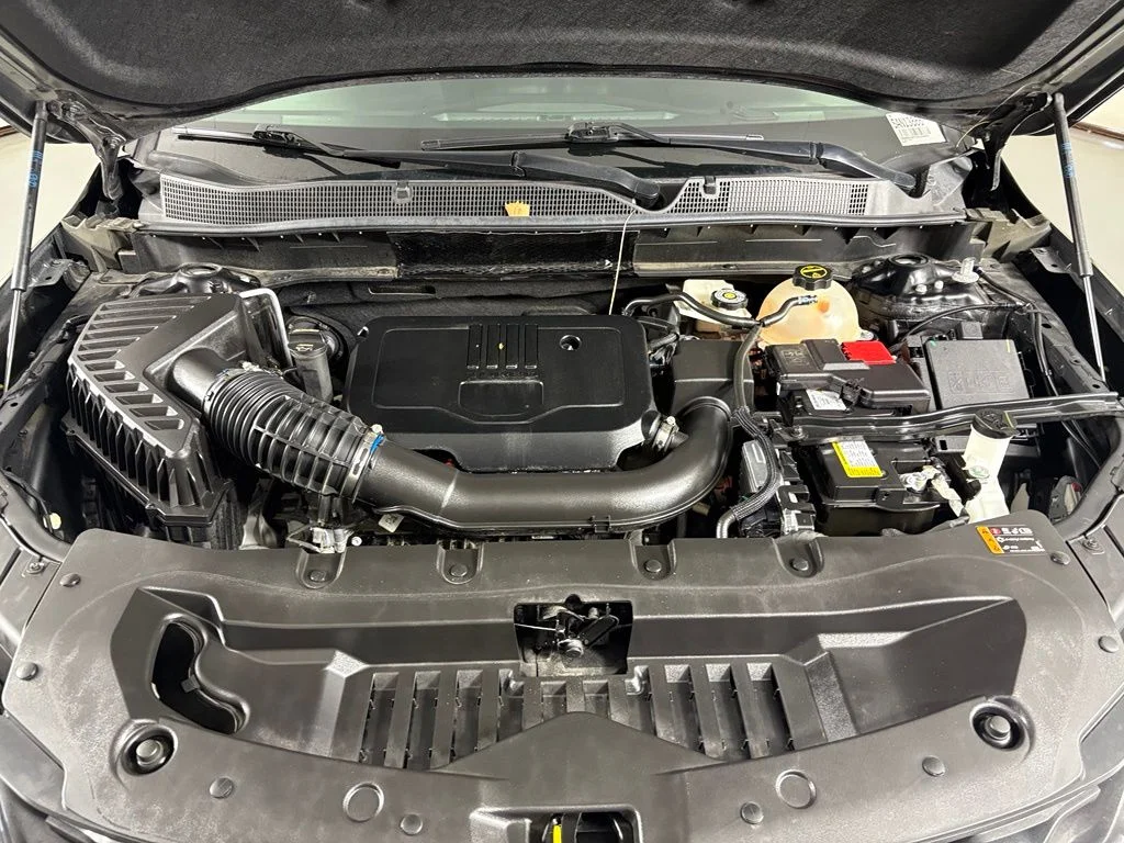 Used 2025 Black Chevrolet LT image 39