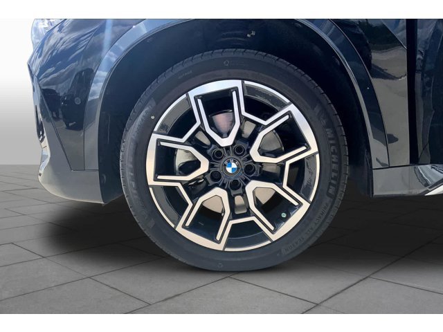 New 2026 Jet Black BMW xDrive28i image 10