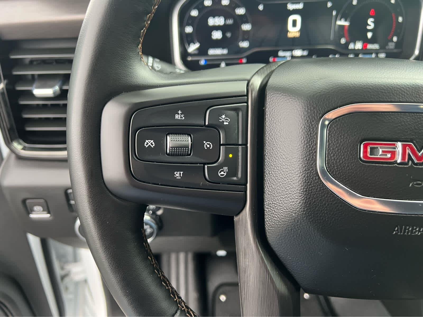 2024 GMC Sierra 2500HD AT4 - Photo 19