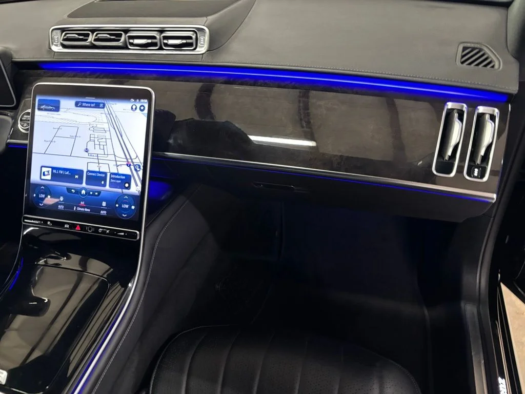 Used 2023 Black Mercedes-Benz S 500 image 21