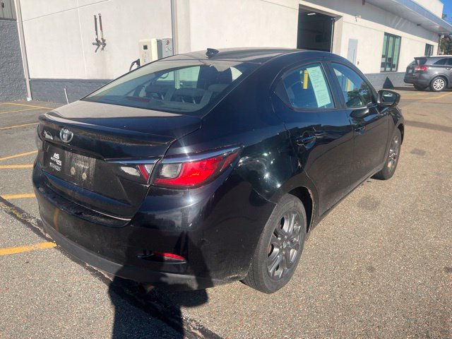 Used 2019 Black Toyota LE image 3