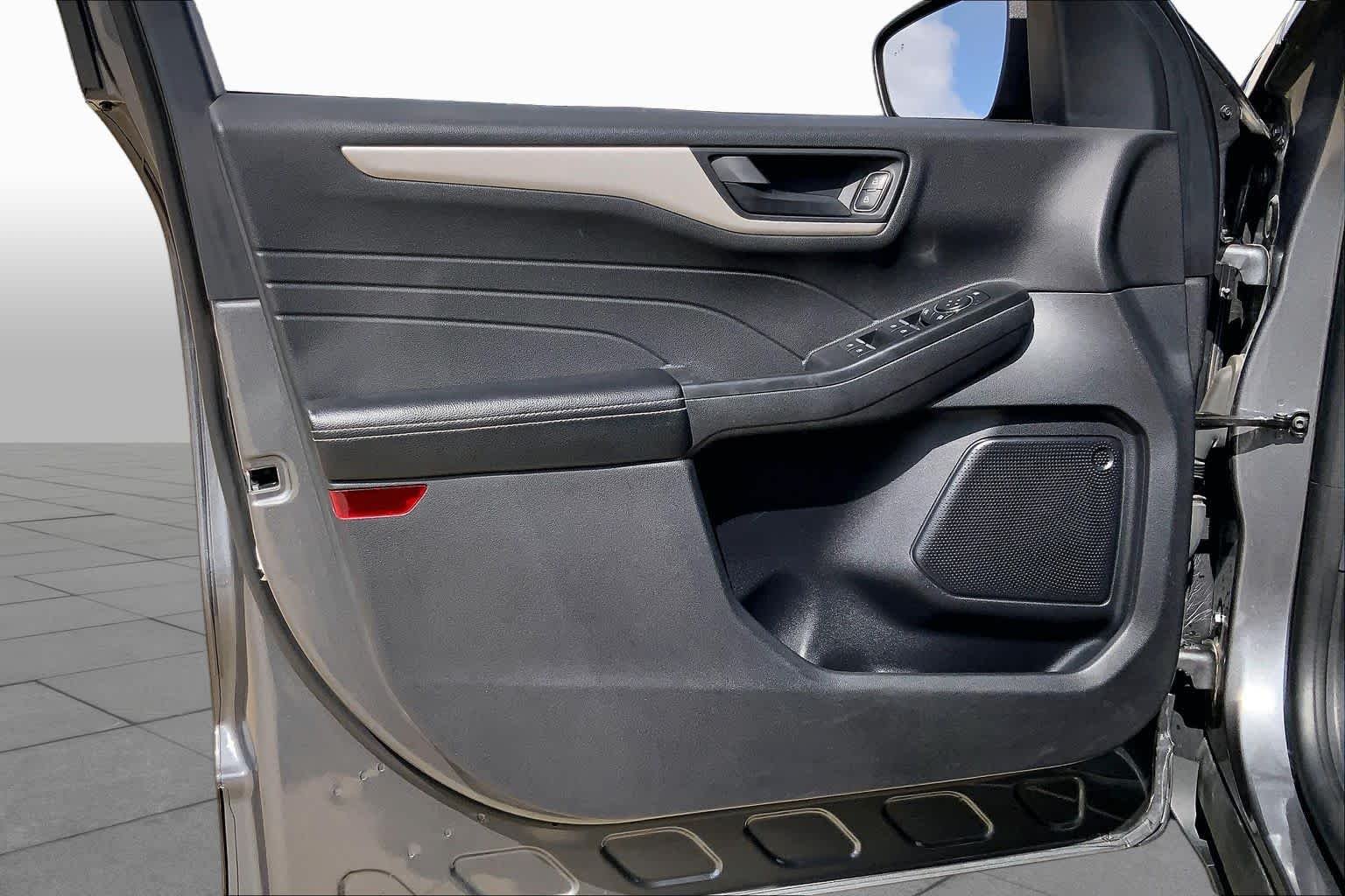 Used 2022 Carbonized Gray Metallic Ford SE image 21