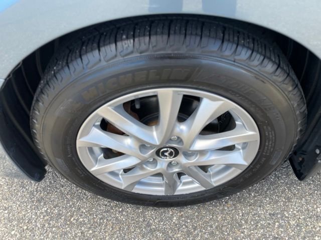 Used 2014 Blue Reflex Mica Mazda i Grand Touring image 33