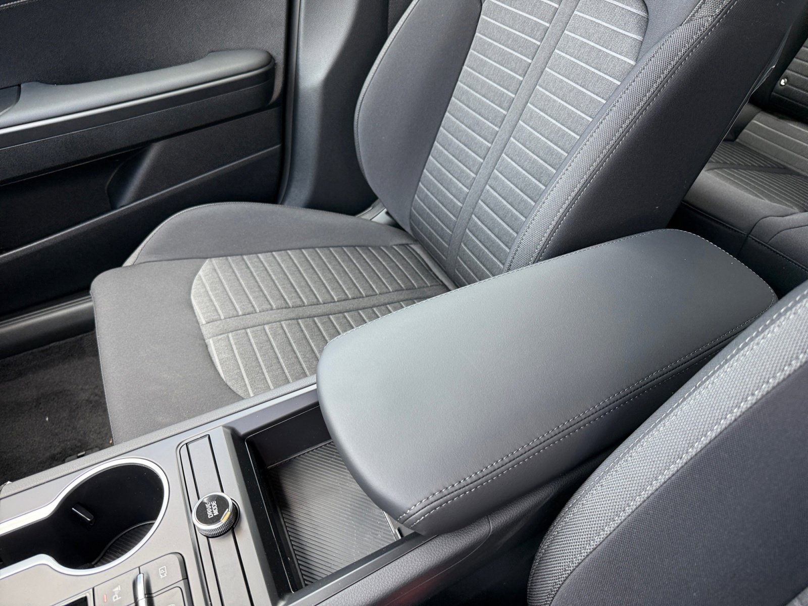 New 2026 Interstellar Gray Kia LXS image 14