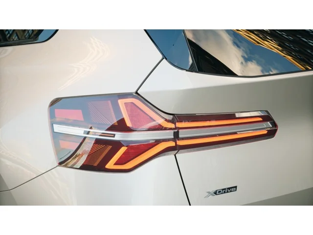 New 2026 Dune Grey Metallic BMW 30 xDrive image 8