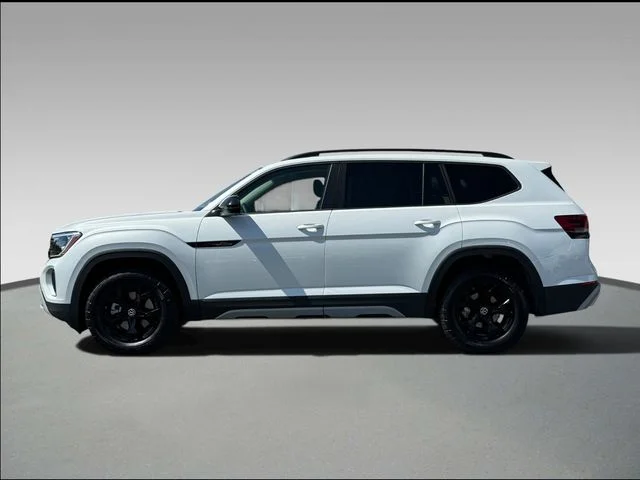 New 2026 Opal White Pearl Volkswagen 2.0T Peak Edition image 3