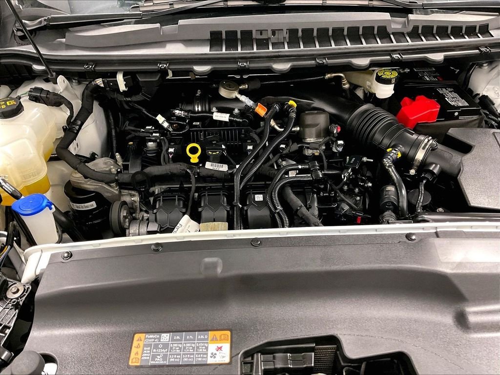 Used 2022 Oxford White Ford SEL image 34