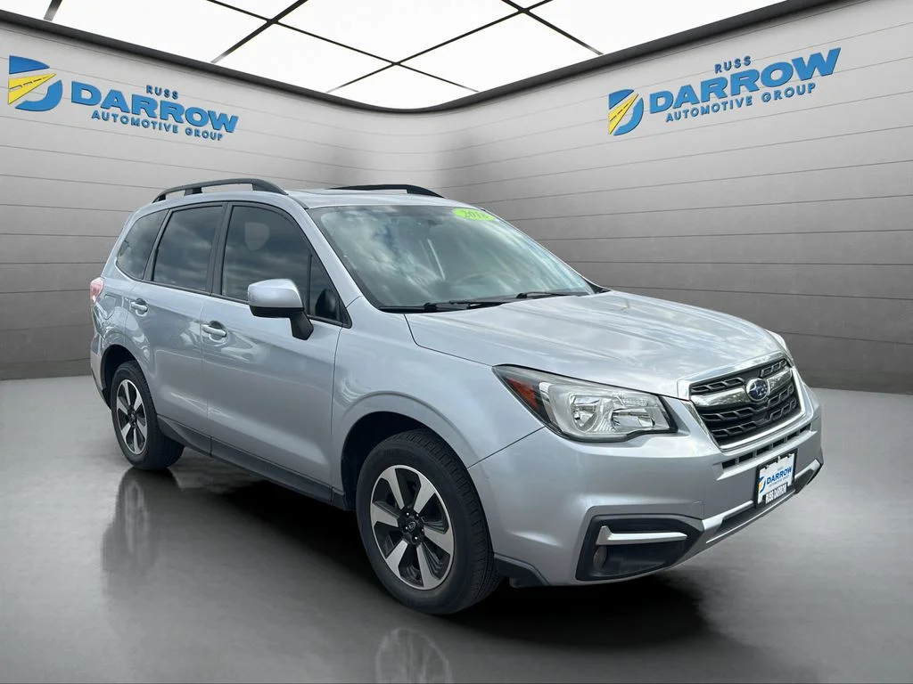 Used 2018 Silver Subaru 2.5i Premium image 7