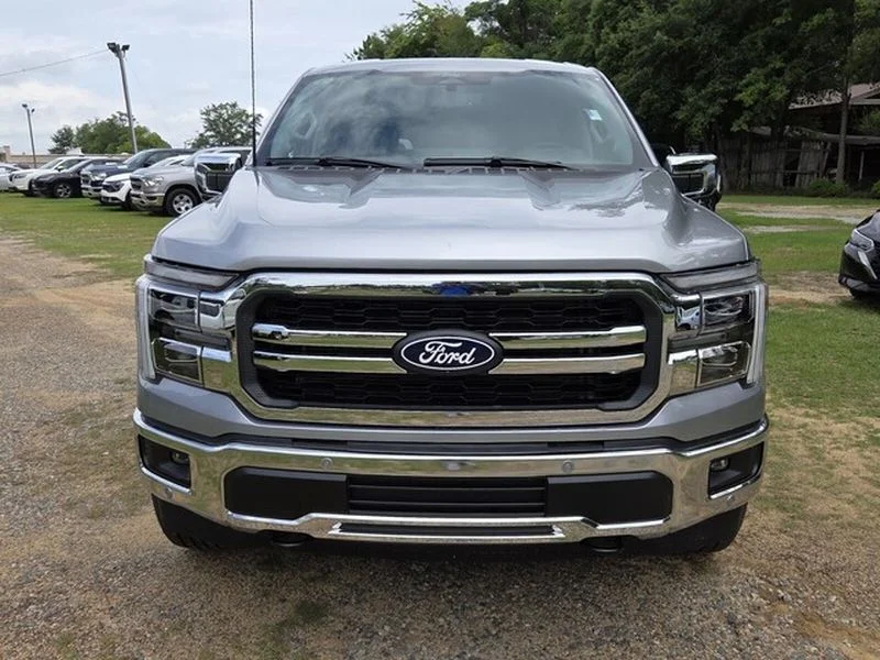 New 2026 Iconic Silver Metallic Ford Lariat® image 2