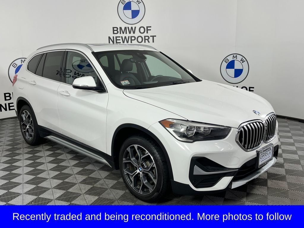 Used 2021 White BMW xDrive28i image 1