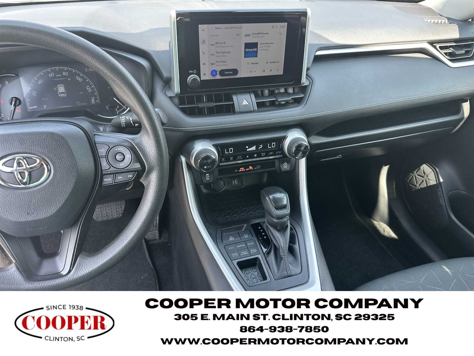 Used 2025 Silver Sky Metallic Toyota XLE image 24