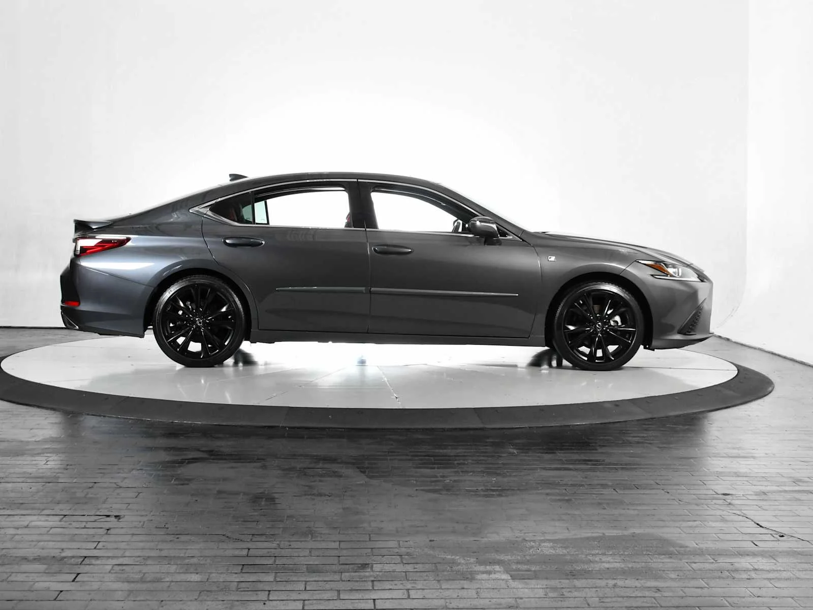 Certified Used 2024 CLOUDBURST GRAY Lexus F SPORT Handling image 8