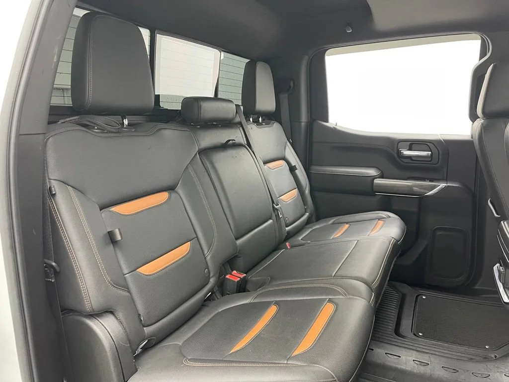 Used 2022 Summit White GMC AT4 image 38