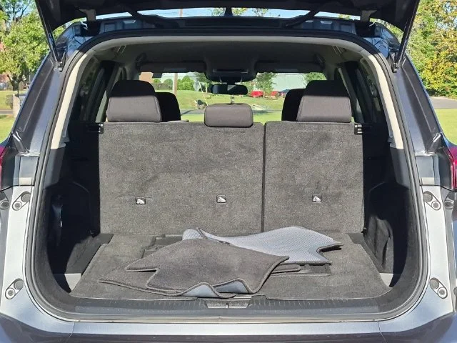Used 2024 Gray Nissan S image 32