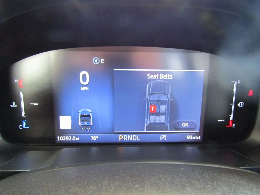 Used 2025 White Ford Lariat image 29