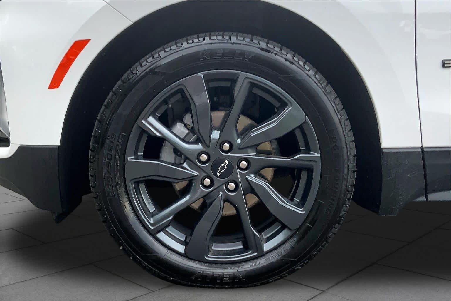 Used 2023 Summit White Chevrolet RS image 11